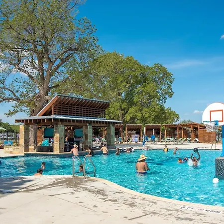 Villa Camp Fimfo Waco
